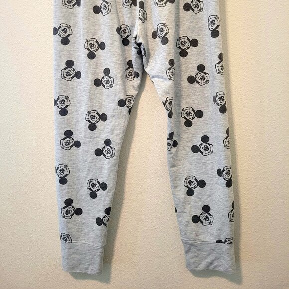 Disney - Picture 2 of 3